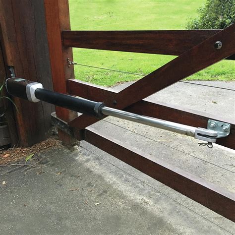 swing arm gate opener